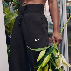 Nike Phoenix Wide Leg Sweatpants sz Large